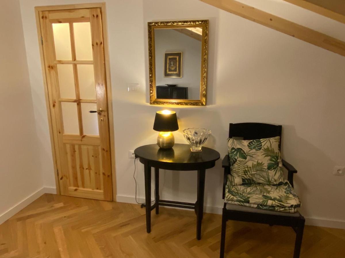 Guesthouse Riba Vrsar Exteriör bild